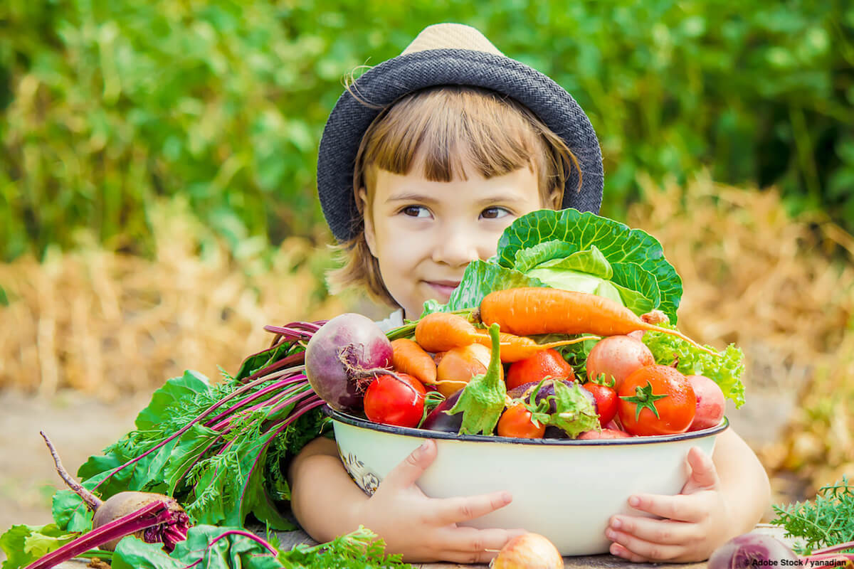 Gesunde Ernährung für Kinder © Adobe Stock / yanadjan